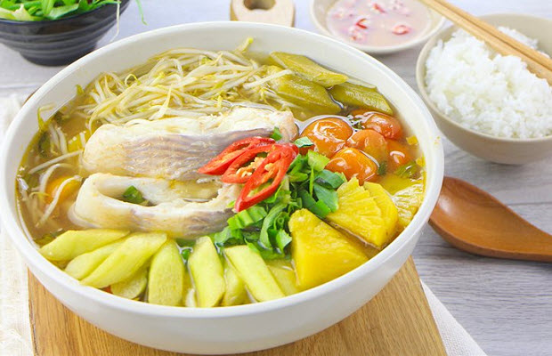 Canh chua là món ăn dân dã đậm đà hương vị Việt