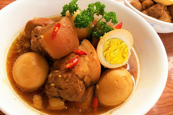 Thịt kho tàu – món ăn chuẩn vị Tết miền Nam